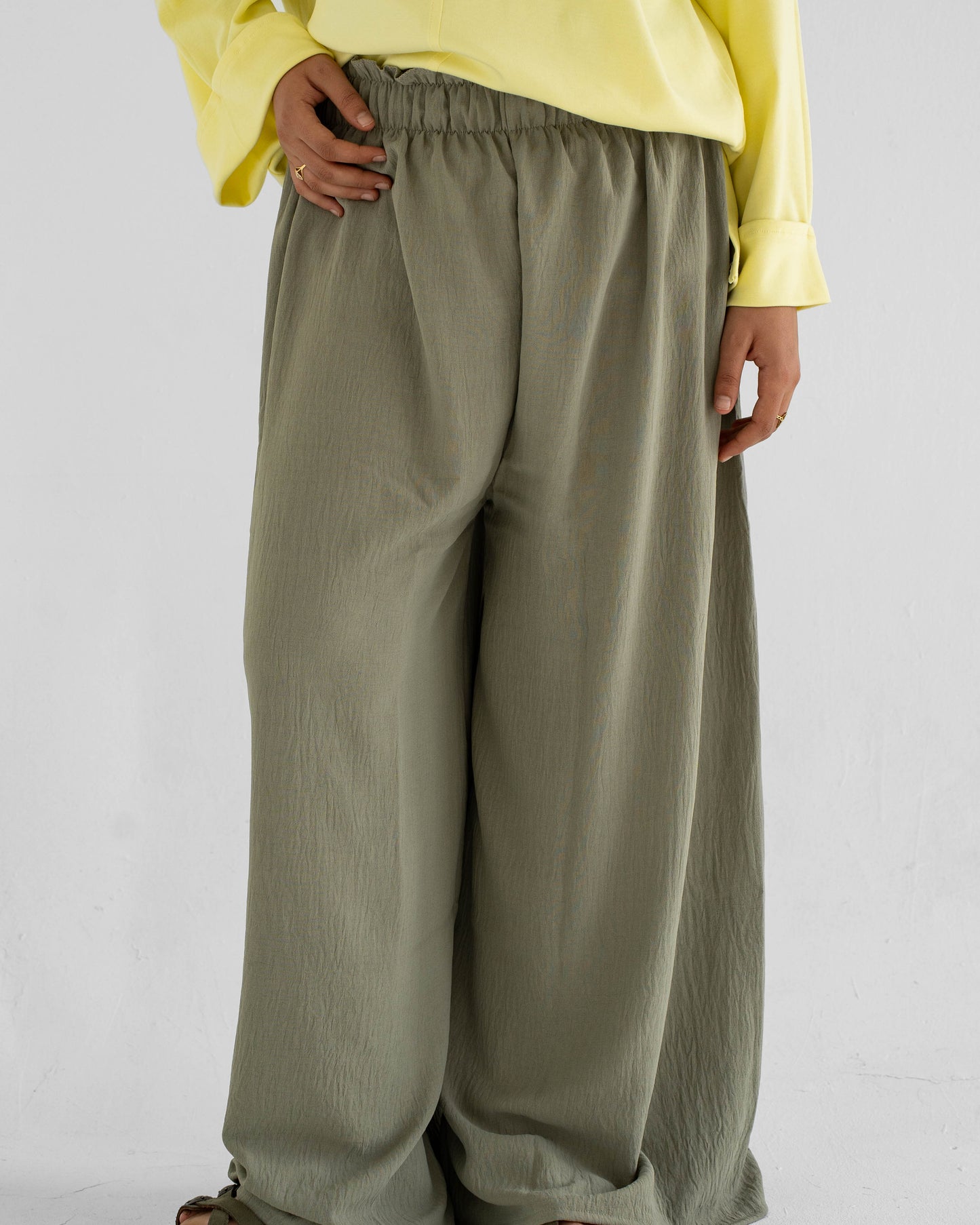 بنطال Wide Leg  حريمي واسع