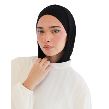 ايزي سكارف مع بندانة زودياك لون أسود ALTOBEH - تصميم عملي وثبات فائق بدون دبابيس.