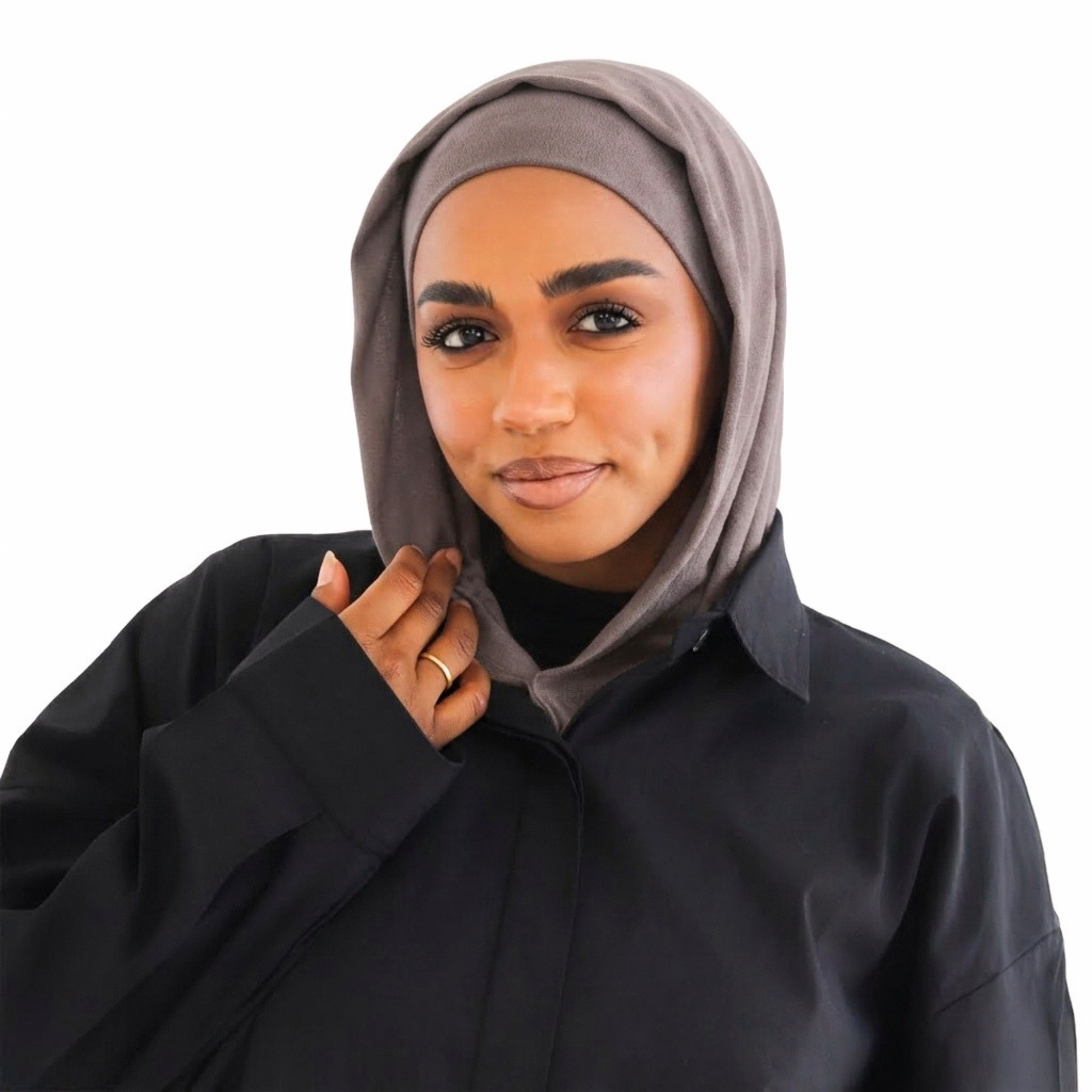 ايزي سكارف مع بندانة زودياك ALTOBEH - تصميم عملي وثبات فائق بدون دبابيس.