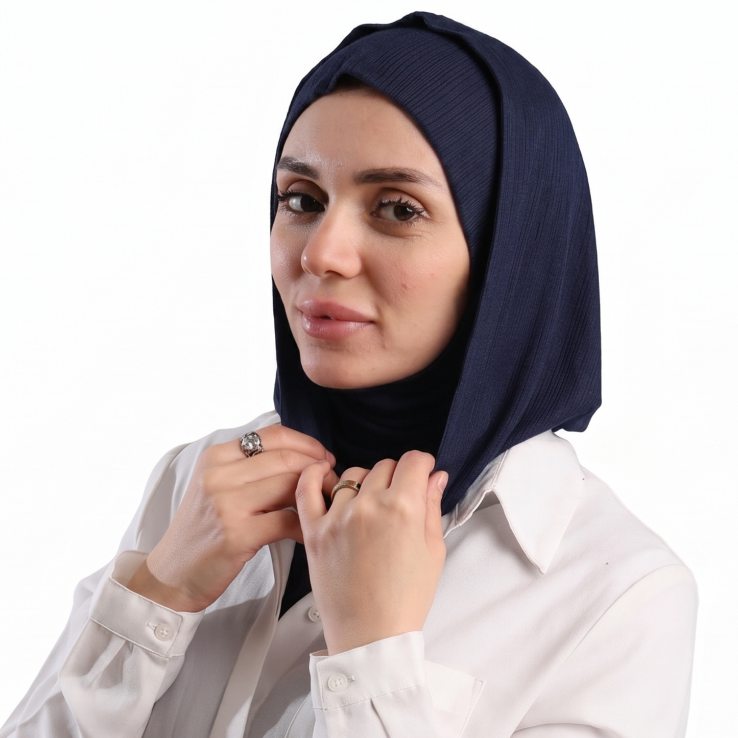 حجاب ايزي سكارف زودياك موديل ايزي وير  ALTOBEH - قطعة واحدة متصلة تلبيسة وكابيشو.