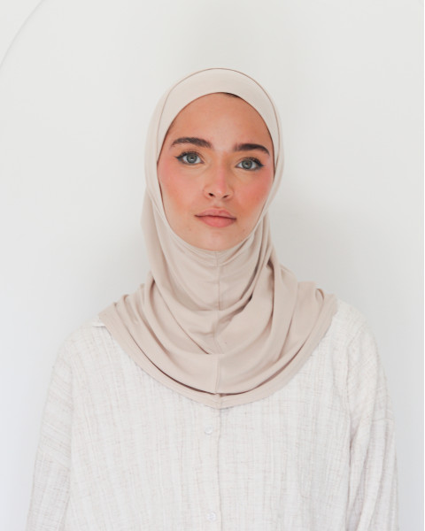 حجاب سوري قطن قطعتين لون بيج فاتح 