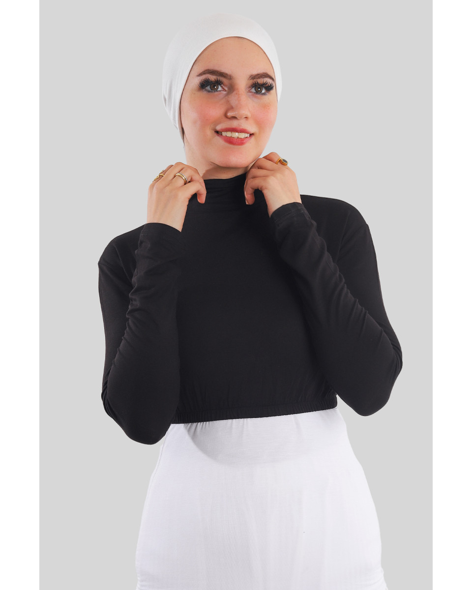 نصف بودي نسائي برقبة هالف كول بأكمام لون أسود 