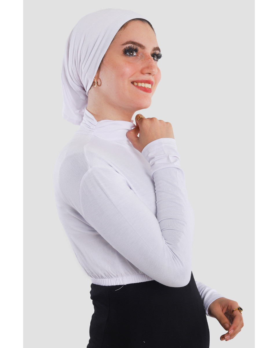 نصف بودي نسائي برقبة هالف كول بأكمام لون أبيض 